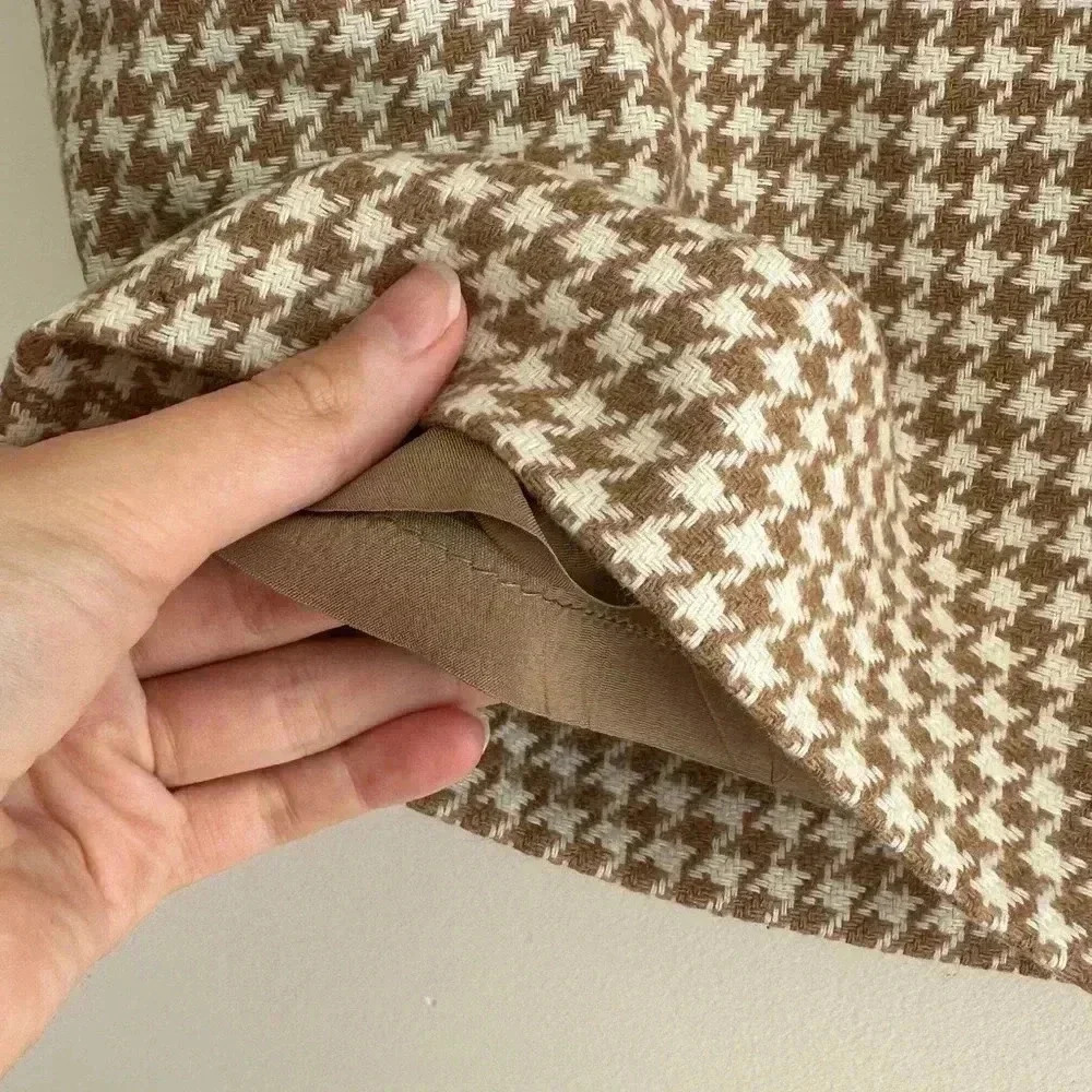 Ann Taylor LOFT Tan and Cream Houndstooth Wool Blend Pencil Skirt, Size 12 - Picture 6 of 16